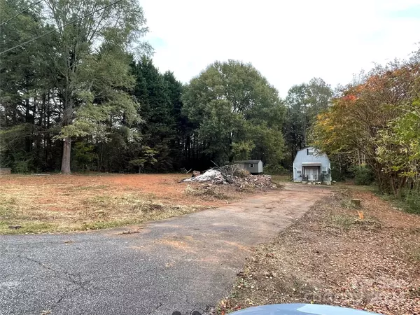 Newton, NC 28658,1438 Edisons Bright WAY