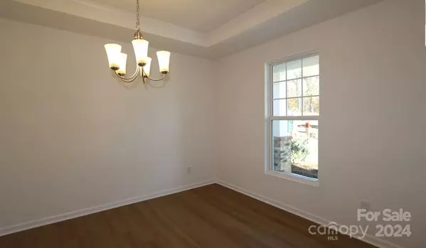 Troutman, NC 28166,271 Winford RD