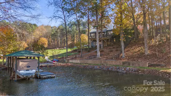 Mooresville, NC 28117,466 Lakeview Shores LOOP