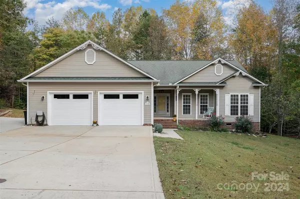 Maiden, NC 28650,3390 Seminole DR