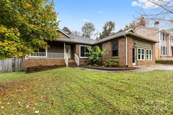 Charlotte, NC 28214,6400 Whitewater DR