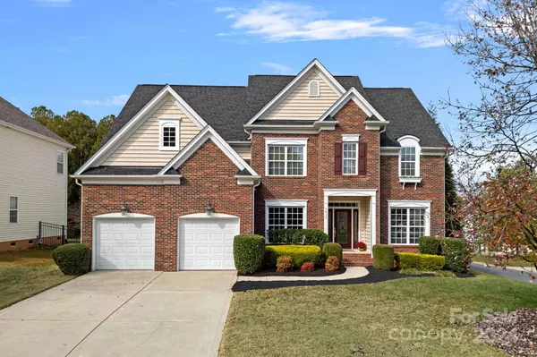 5833 Snapdragon LN, Huntersville, NC 28078