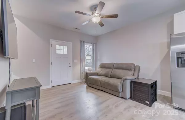 Fairview, NC 28730,1051 Sharon Ridge RD