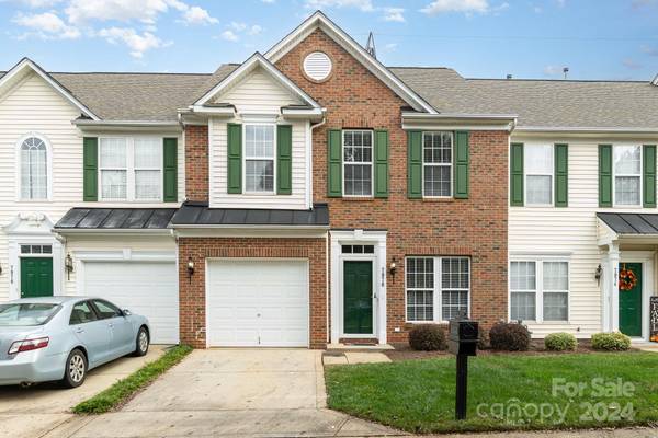 7976 Mariners Pointe CIR, Denver, NC 28037