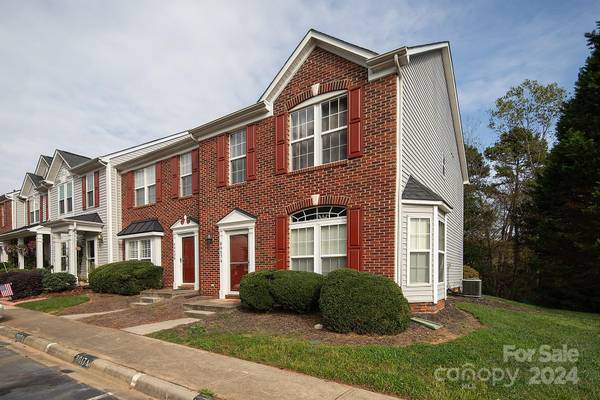 3017 Misty Harbor CIR #A, Cramerton, NC 28032