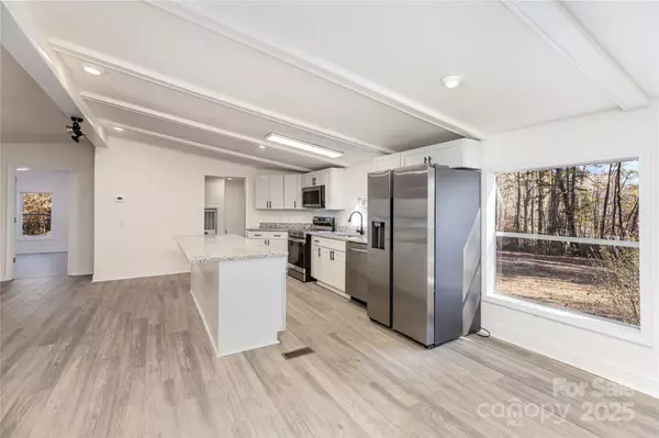 Stanley, NC 28164,130 Old Lowesville RD