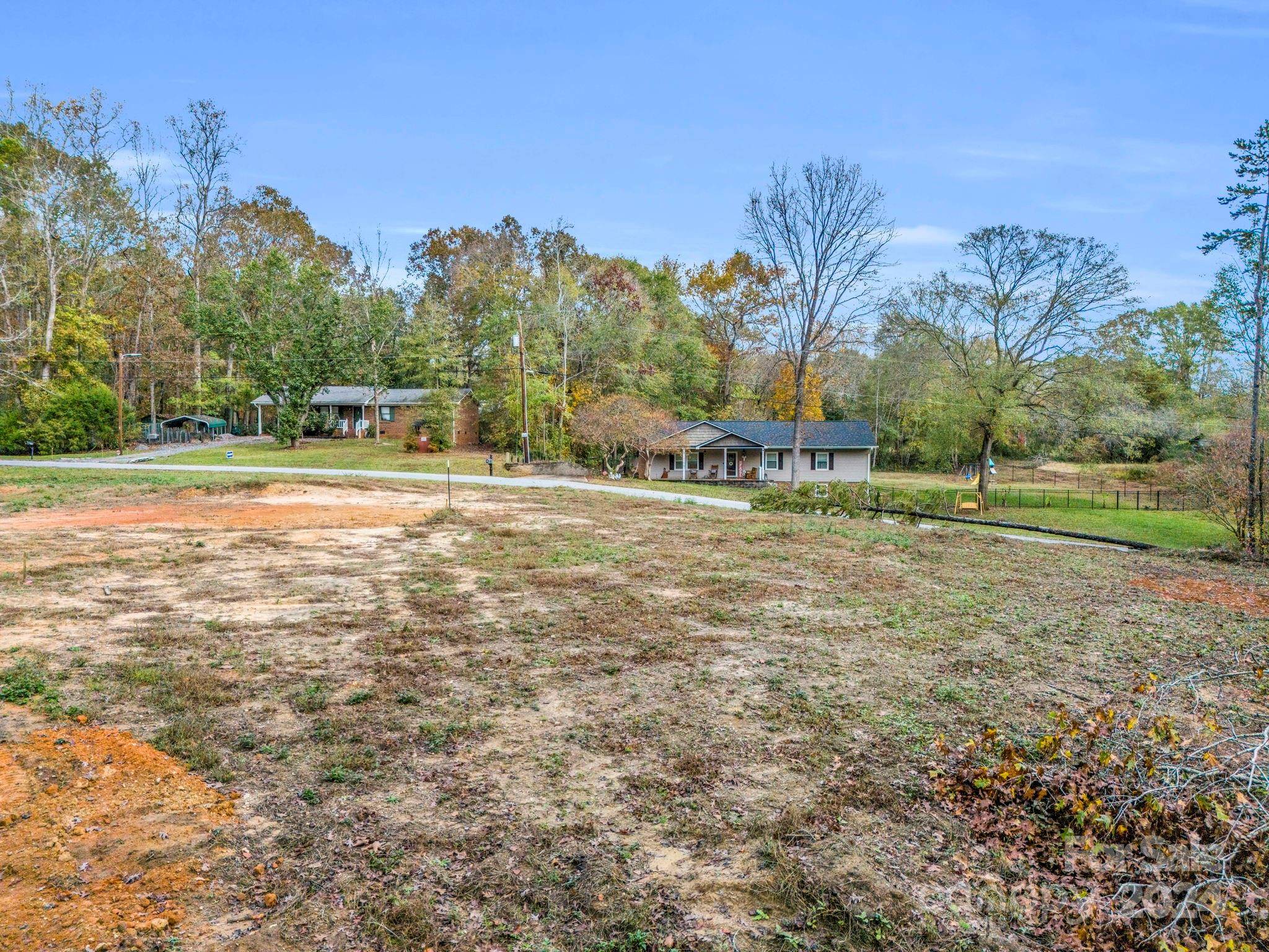Shelby, NC 28152,122 Pinecrest DR