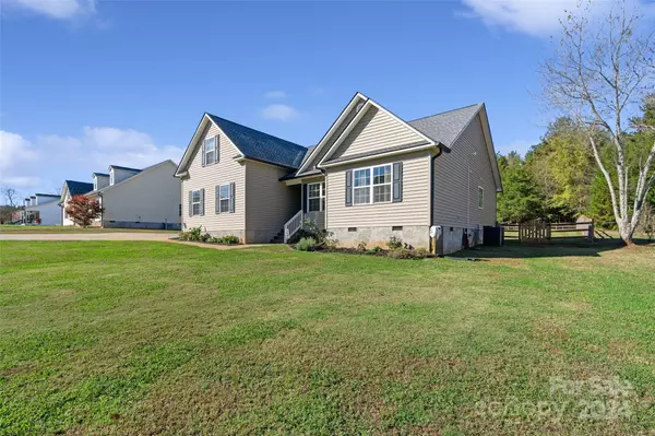 York, SC 29745,527 Sand Trap DR