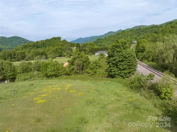 Waynesville, NC 28786,94 Providence PL