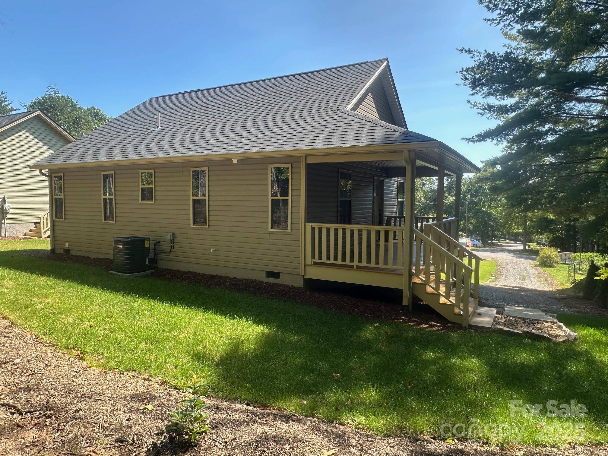 Black Mountain, NC 28730,372 Genesis CIR