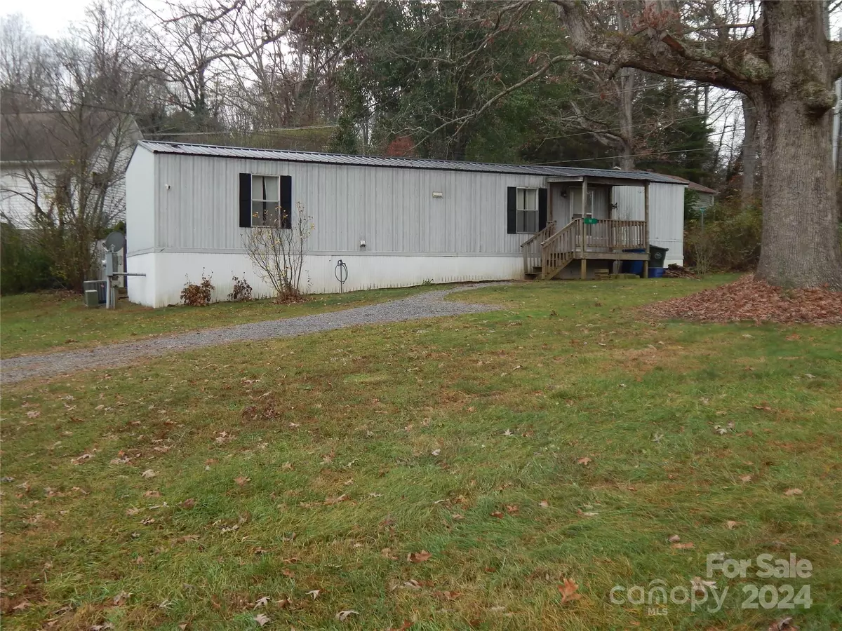 Waynesville, NC 28786,10 Counsel PL