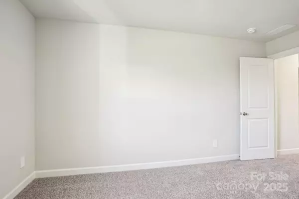 Mooresville, NC 28115,122 Satchel CT