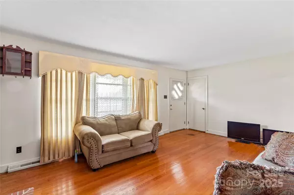Statesville, NC 28625,4501 Taylorsville HWY