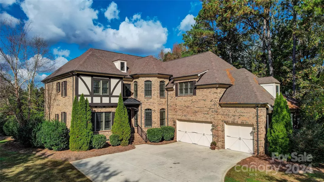 2009 Princessa DR, Matthews, NC 28104