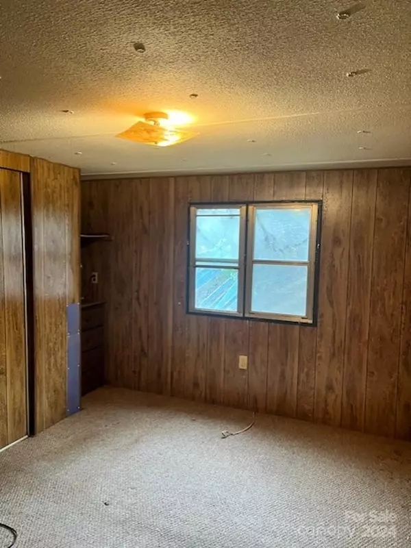 Asheville, NC 28806,136 Weiss RD #Lot #29