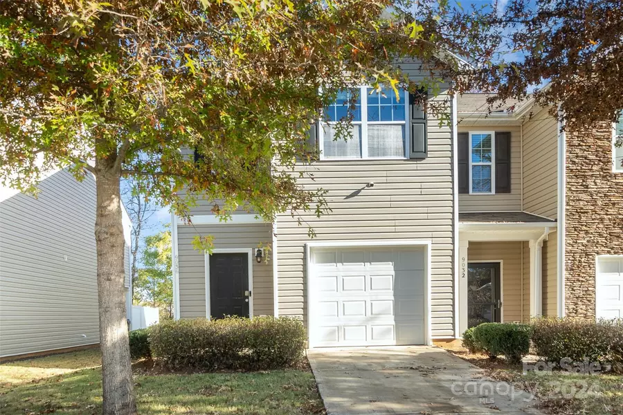 9036 Bradstreet Commons WAY, Charlotte, NC 28215