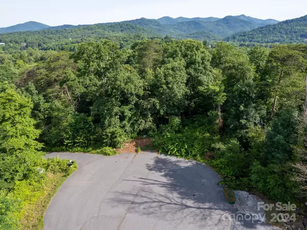 Swannanoa, NC 28778,223 New Salem RD