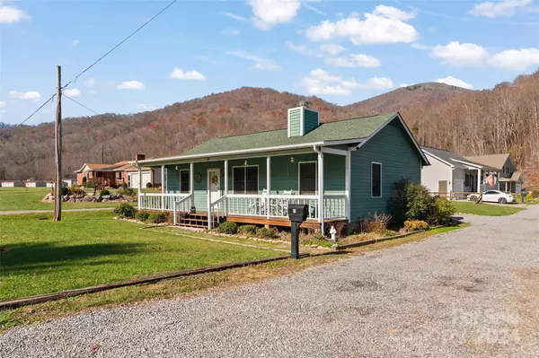 Maggie Valley, NC 28751,17 Dream Meadow LN