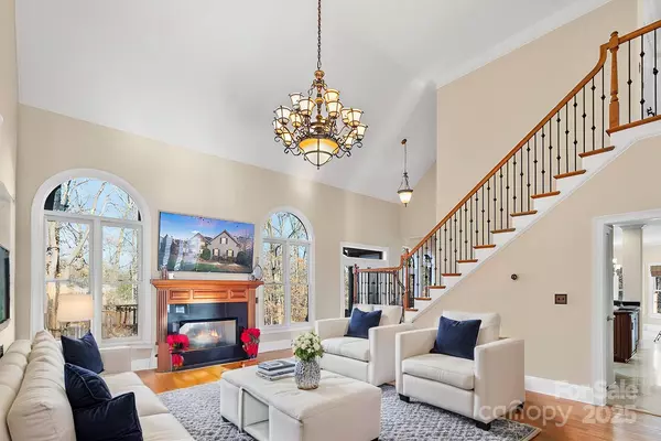 Lake Wylie, SC 29710,5752 Natoma RD