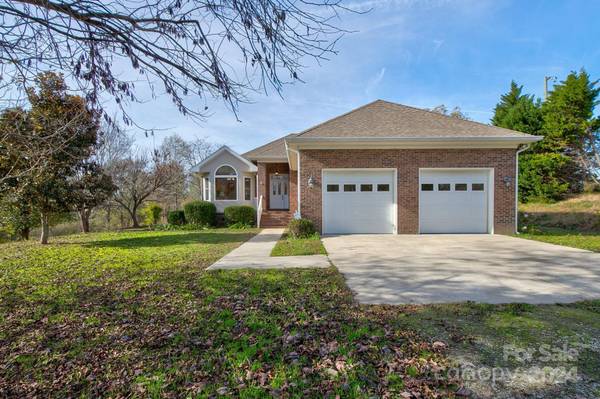 Jefferson, SC 29718,123 JL Love RD