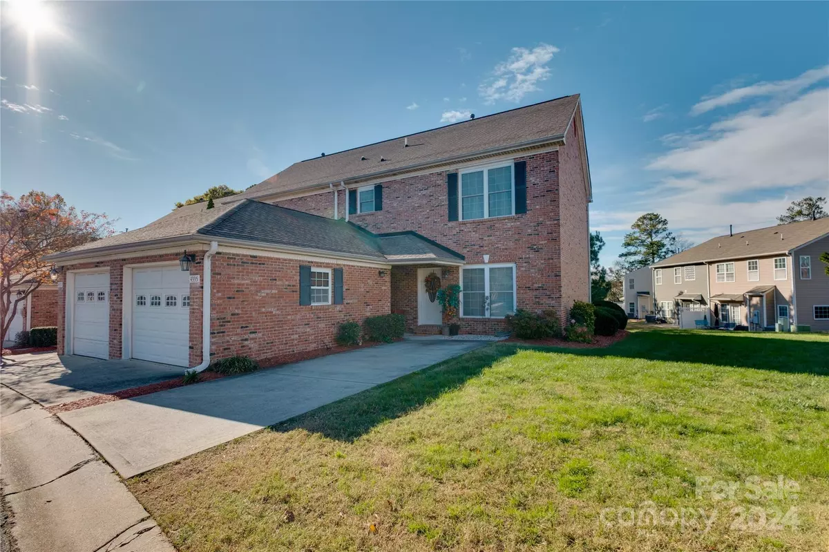 Charlotte, NC 28217,4335 Laurel Hill LN