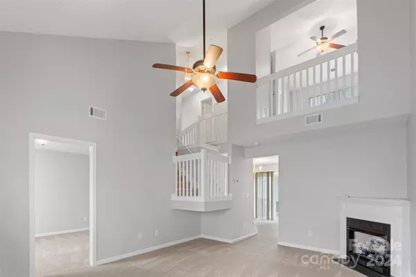 Charlotte, NC 28213,17075 Greenlawn Hills CT