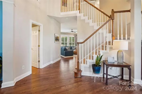 Charlotte, NC 28210,3405 Abbey Hill LN