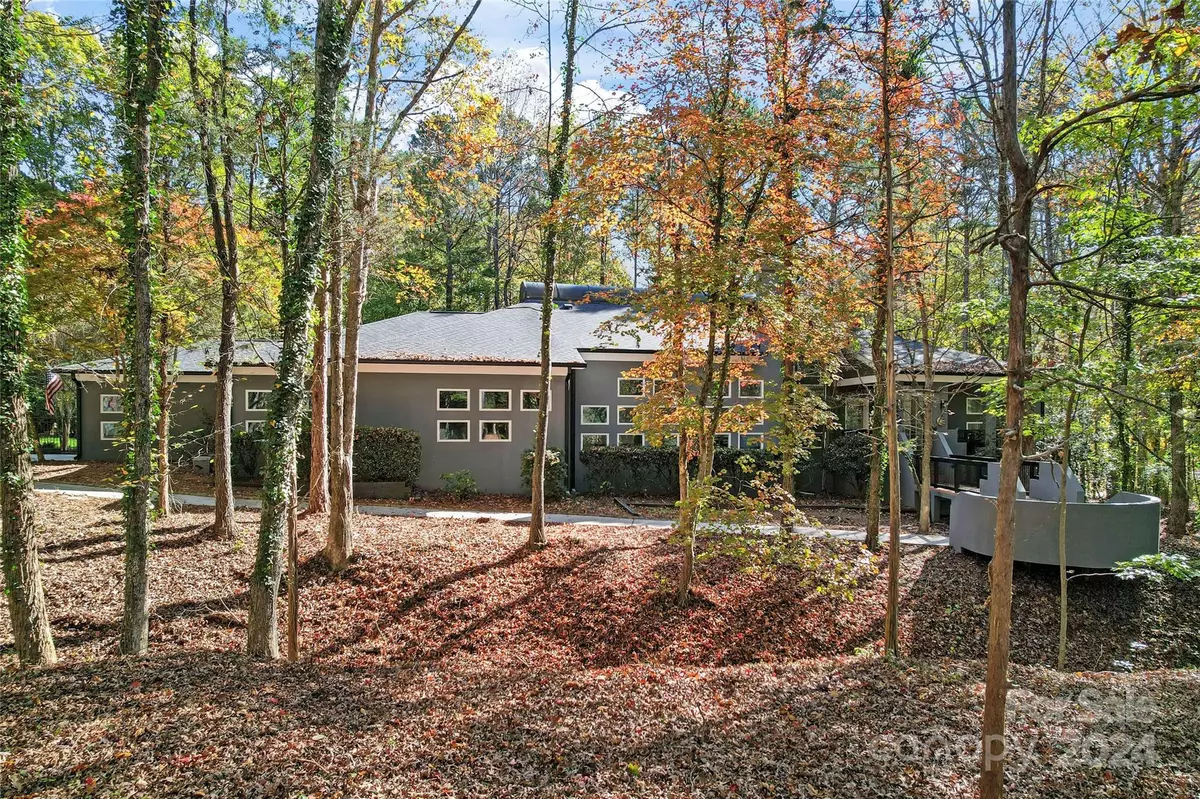 Matthews, NC 28104,724 Amanda DR