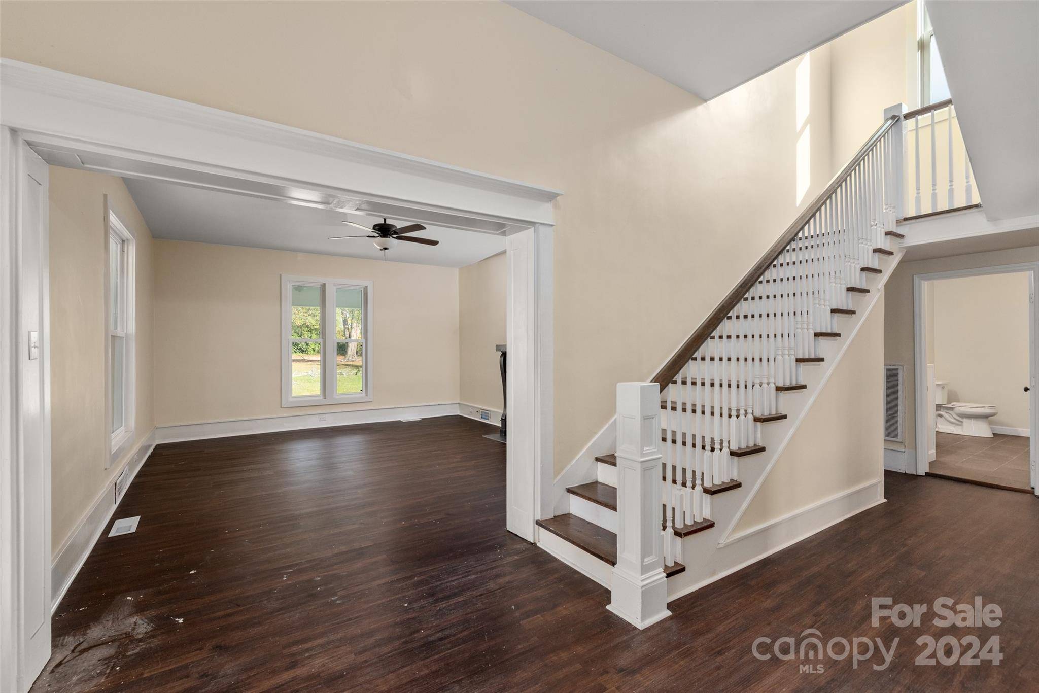 Lancaster, SC 29720,305 Elm ST
