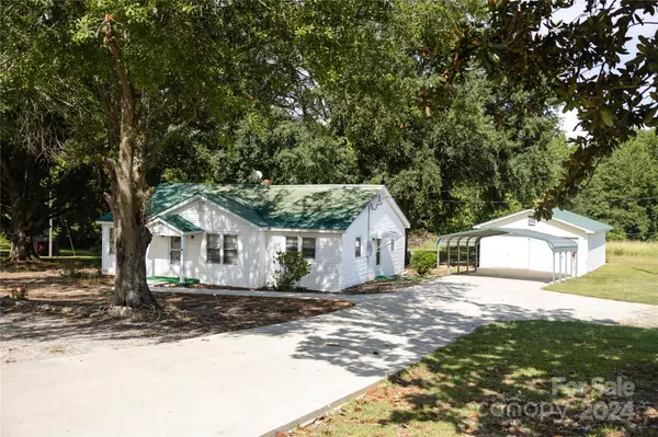 Heath Springs, SC 29058,1255 Fork Hill RD