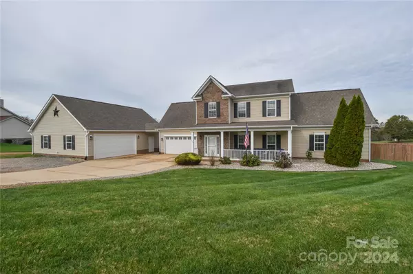 173 Spring Meadows LN, Statesville, NC 28677