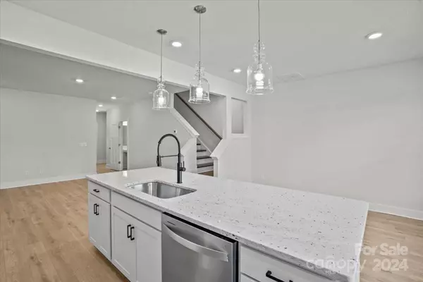 Travelers Rest, SC 29690,252 Tippin TRL