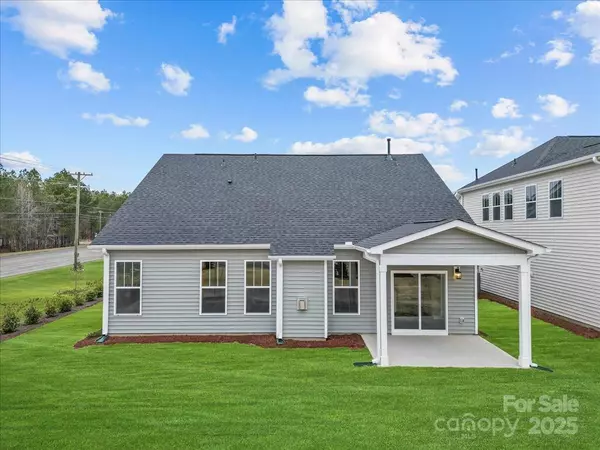 Inman, SC 29349,13033 Black Walnut WAY