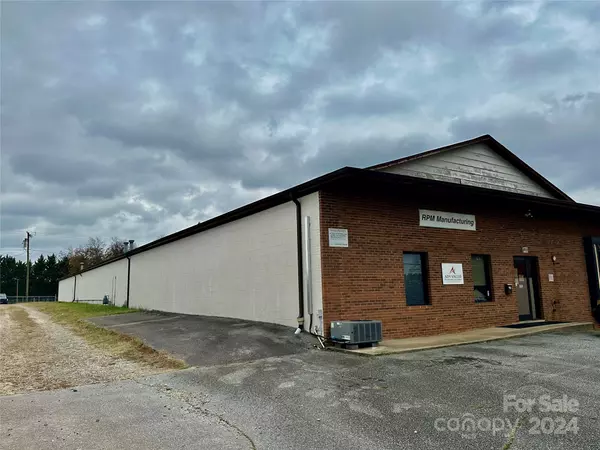 Hickory, NC 28601,1707 10th AVE NE