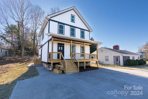 71 Oakley RD, Asheville, NC 28803