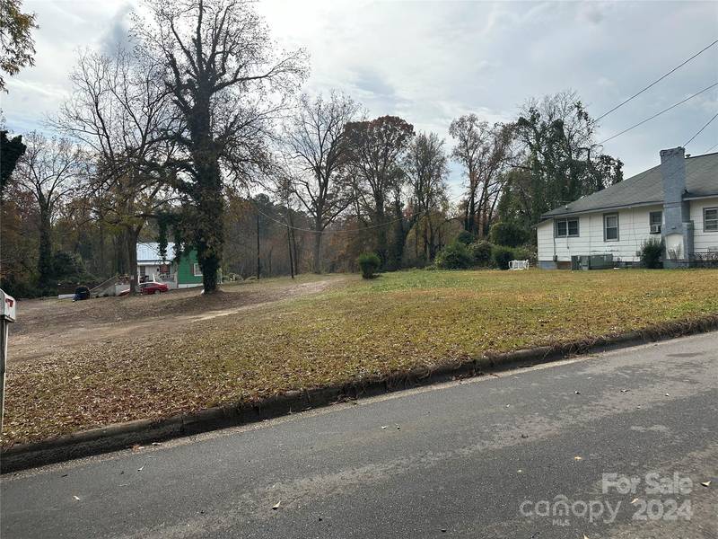 1110 Armstead ST, Rockingham, NC 28379