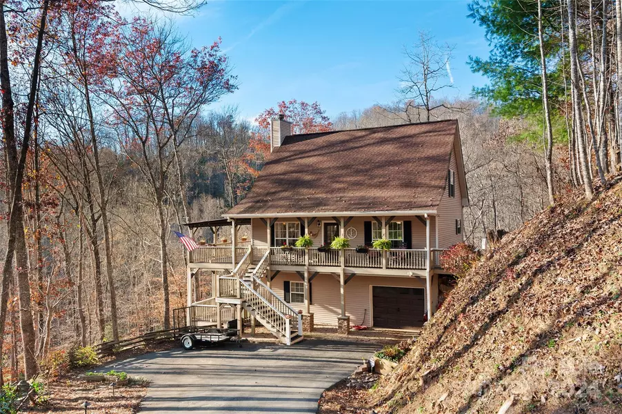 130 Chub RD, Sylva, NC 28779