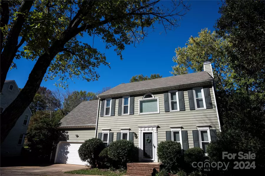 9502 Saddle Run TRL, Charlotte, NC 28269