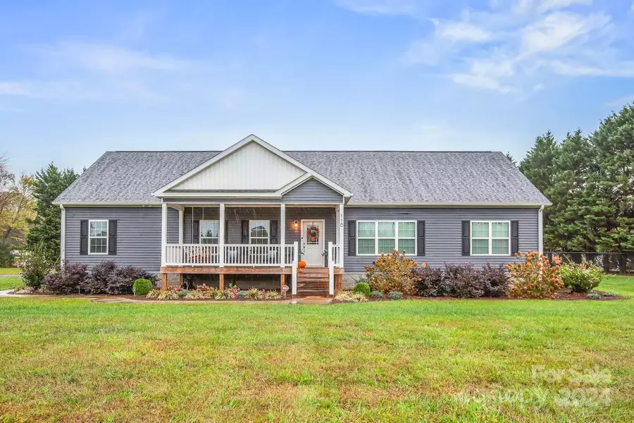 118 King Arthur LN, Advance, NC 27006