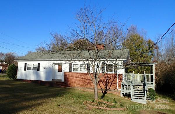 216 Tanner ST, Rutherfordton, NC 28139