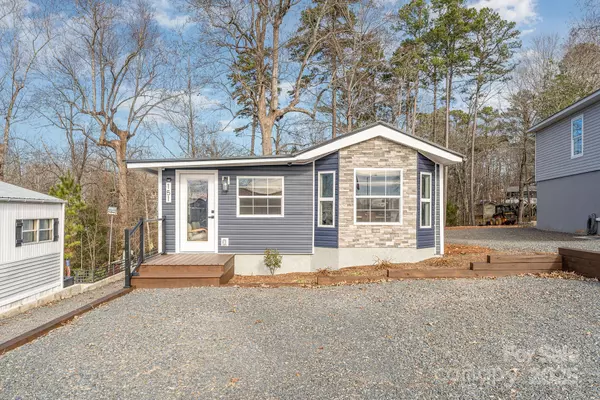 New London, NC 28127,151 Dogwood CIR