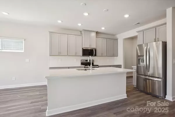 Troutman, NC 28115,109 OBADIAH CT