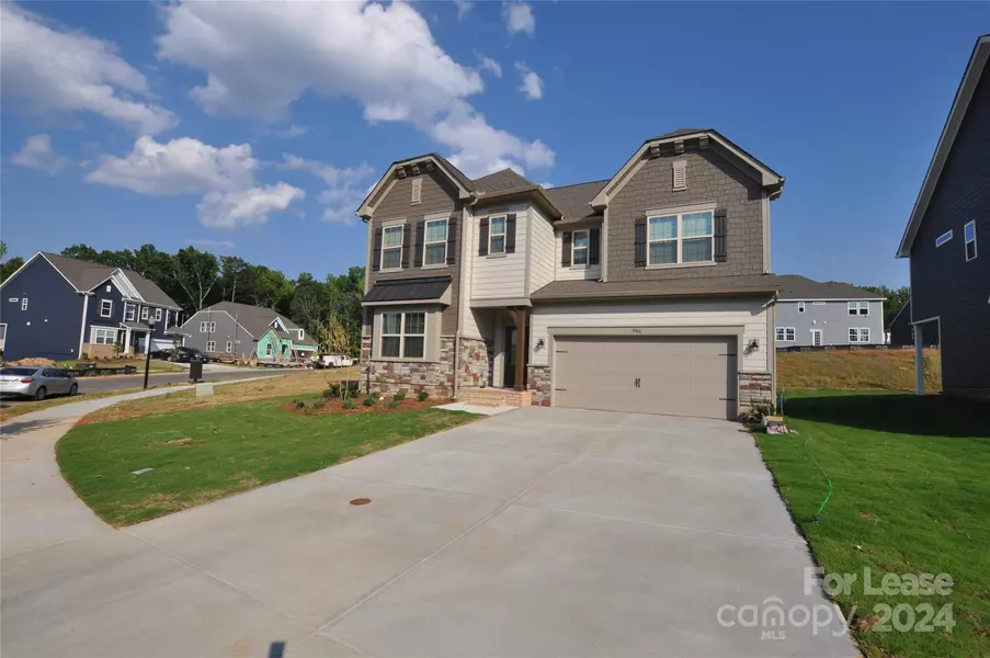 3066 Deep River WAY, Waxhaw, NC 28173