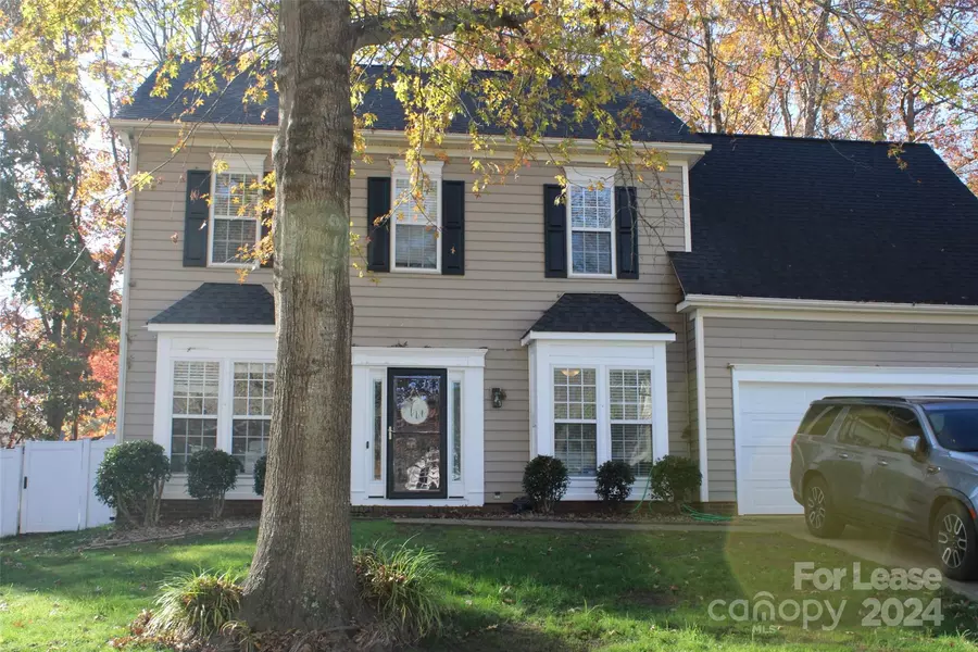 134 Meadow Pond LN, Mooresville, NC 28117