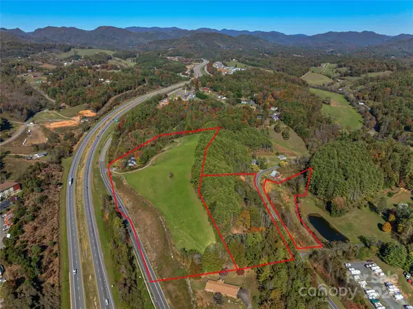 1475 Crossroads Pkwy, Mars Hill, NC 28754