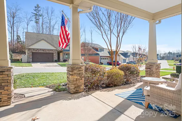 Denver, NC 28037,136 Chimney Rock CT