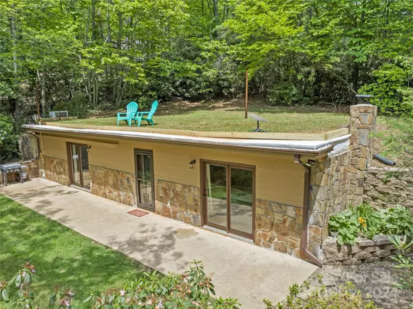 167 Simmons Ridge RD, Spruce Pine, NC 28777