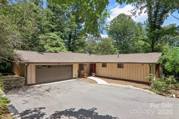 893 Indian Hill RD, Hendersonville, NC 28791