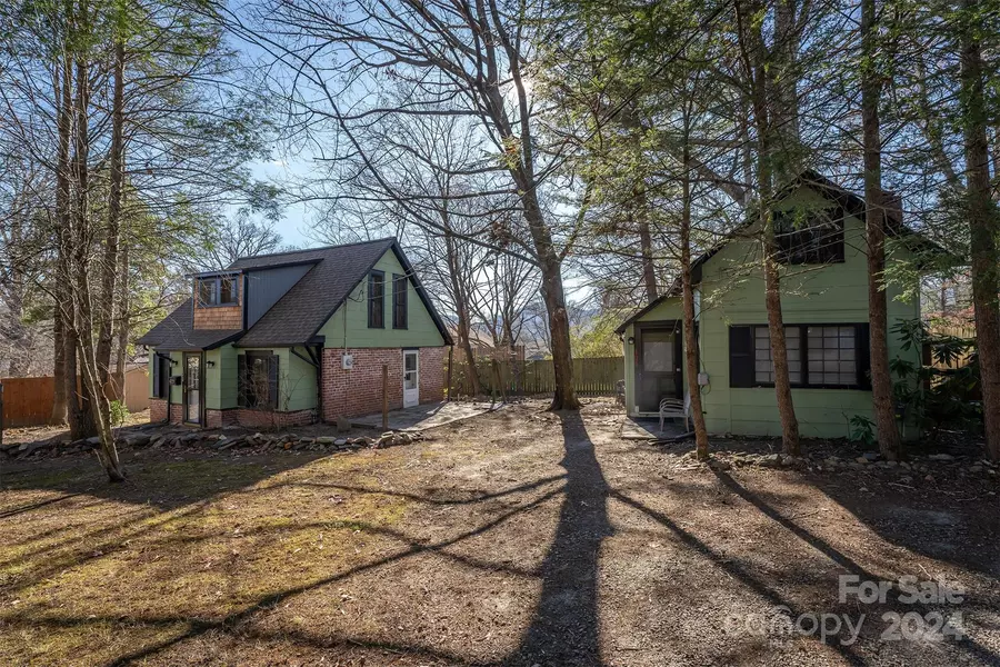 103 & 105 Pine ST #PO 1, Black Mountain, NC 28711