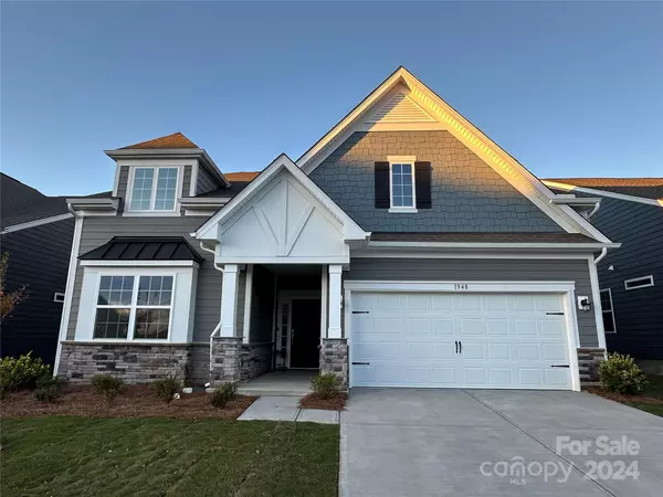 1948 Copper Path DR, Fort Mill, SC 29715